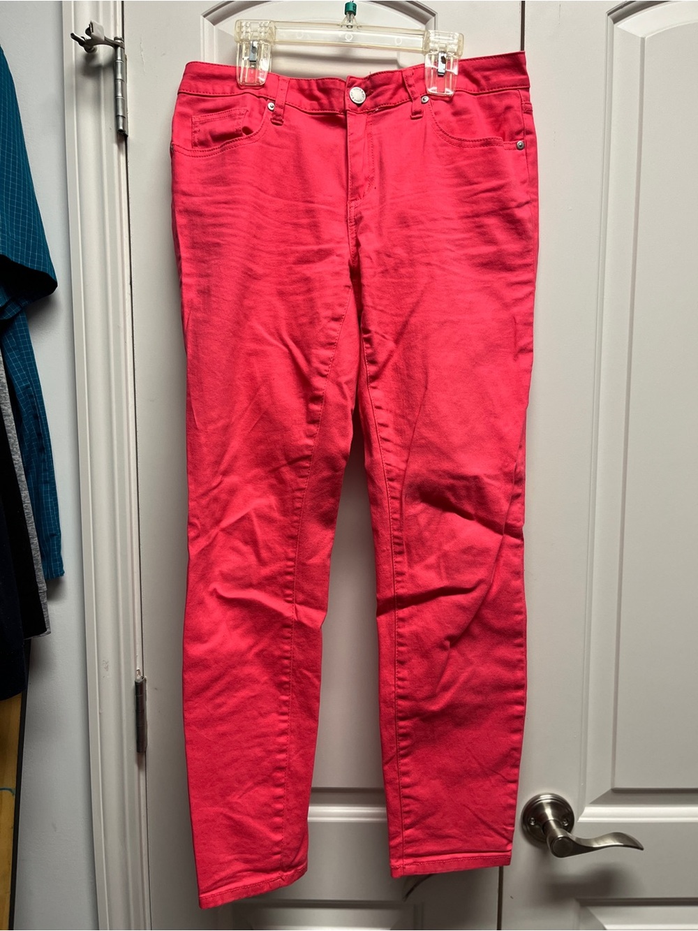 crown & ivy Hot Pink Skinny Jeans